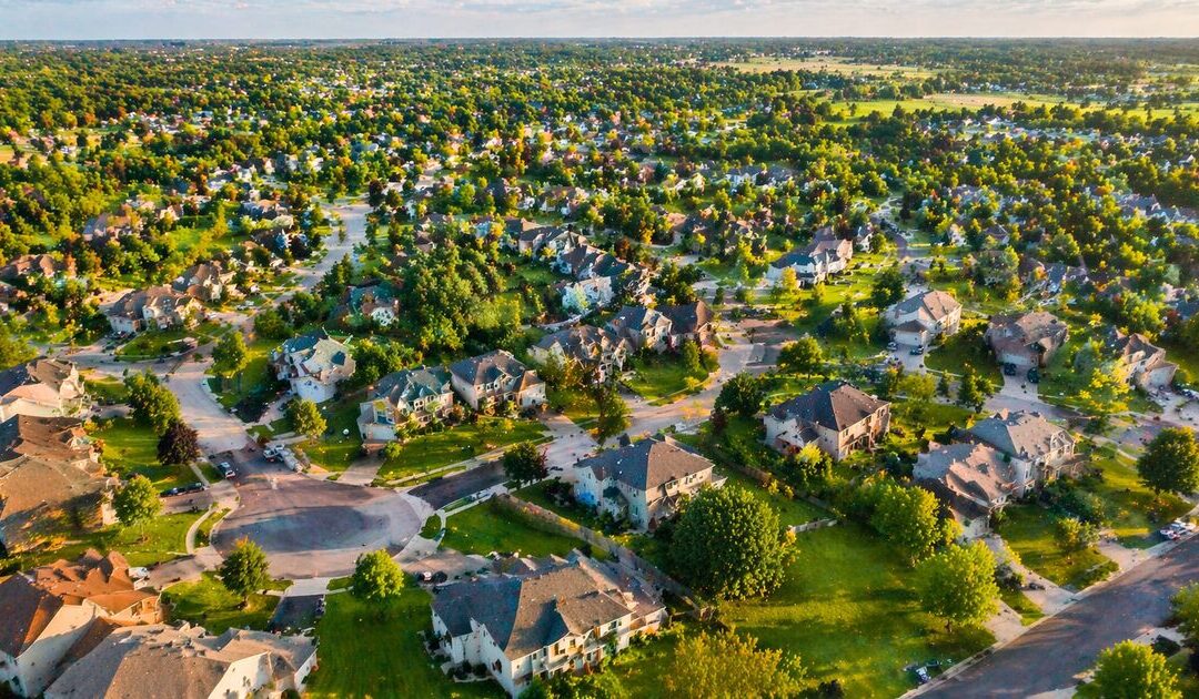 VA Loan for a Farm: Property Rules, Acreage Limits, and What Qualifies